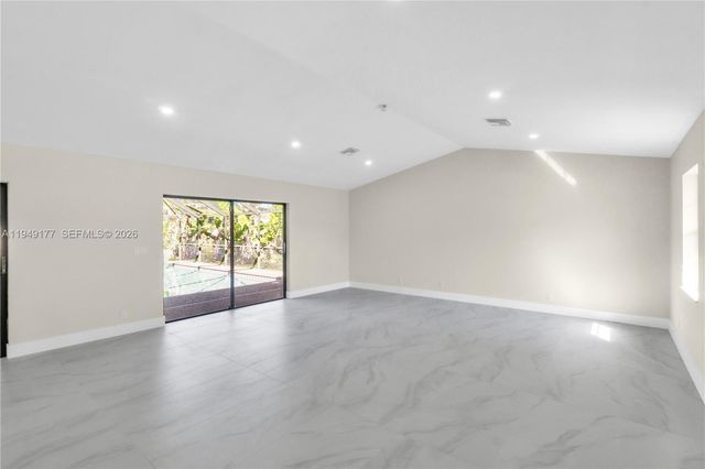 8419 NW 55th Ct, Coral Springs, FL 33067