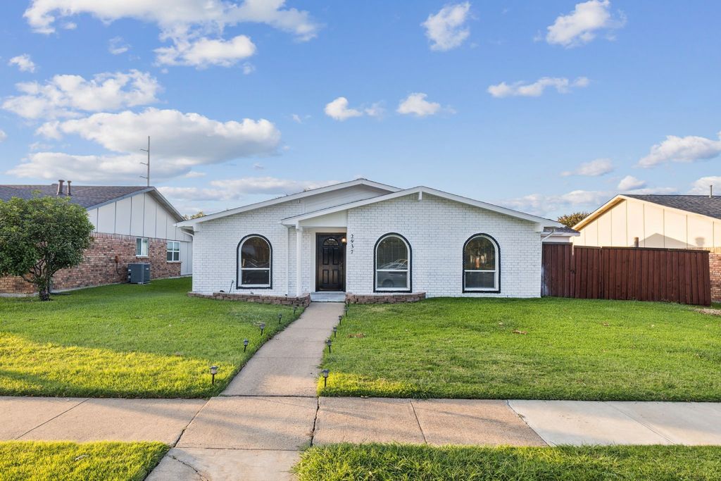 2937 Red Gum Road, Garland, TX 75044
