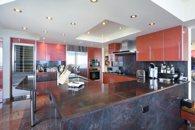 529 S Flagler Drive 26h, West Palm Beach, FL 33401