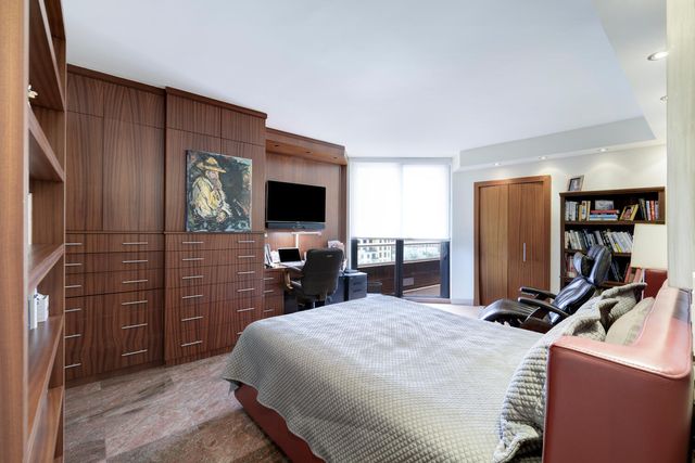 529 S Flagler Drive 26h, West Palm Beach, FL 33401