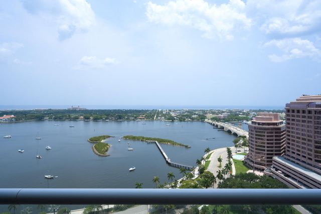 529 S Flagler Drive 26h, West Palm Beach, FL 33401