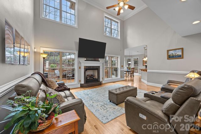 7717 Cottonwood Drive, Denver, NC 28037