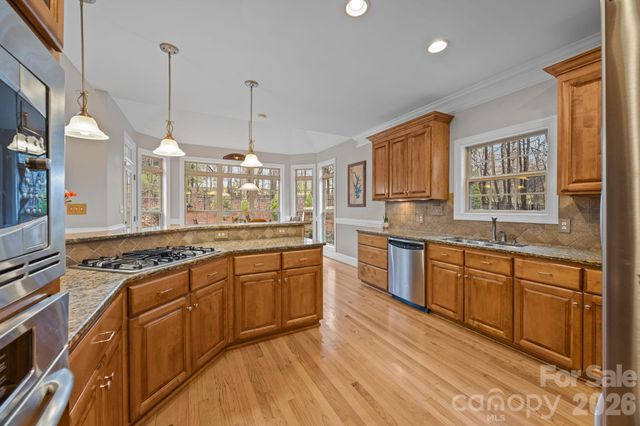 7717 Cottonwood Drive, Denver, NC 28037