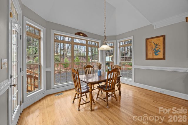 7717 Cottonwood Drive, Denver, NC 28037