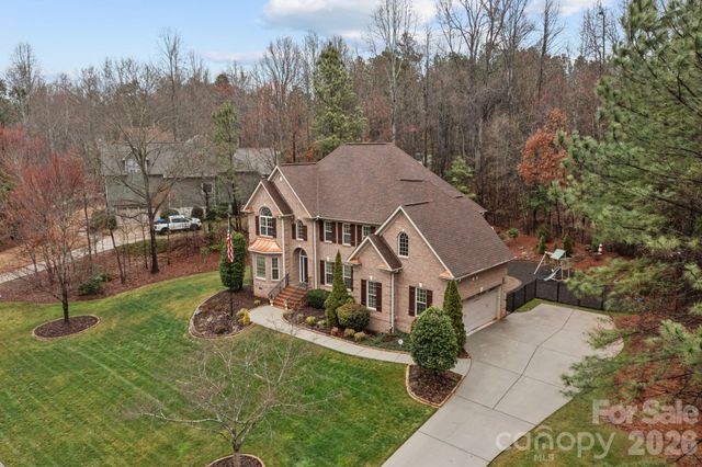 7717 Cottonwood Drive, Denver, NC 28037