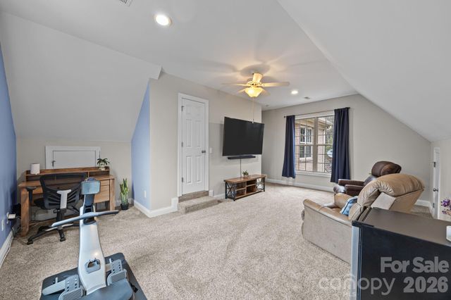 7717 Cottonwood Drive, Denver, NC 28037