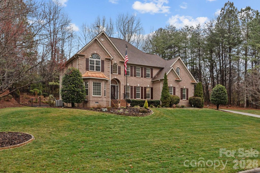 7717 Cottonwood Drive, Denver, NC 28037