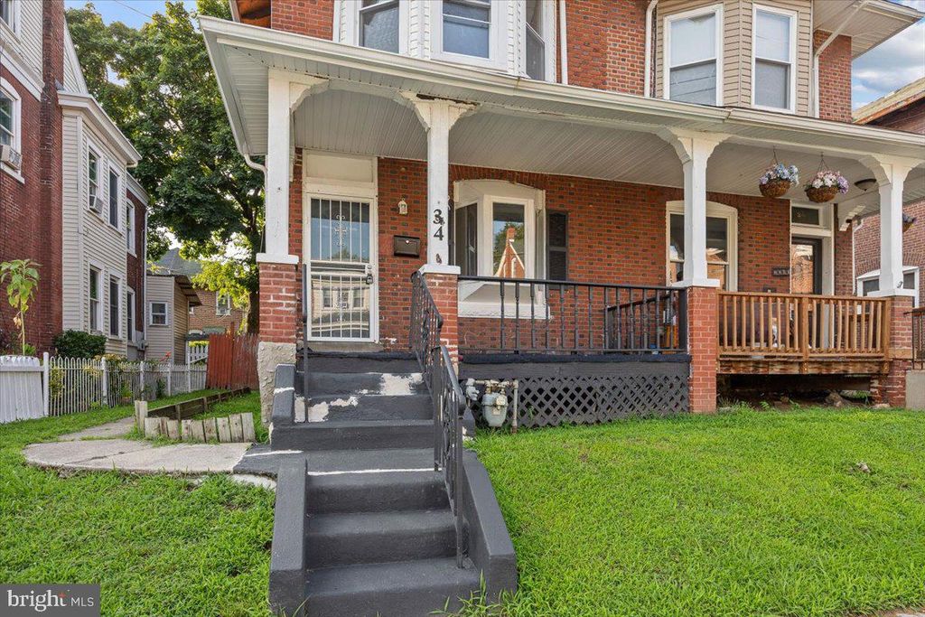 34 E 23RD ST, Chester, PA 19013