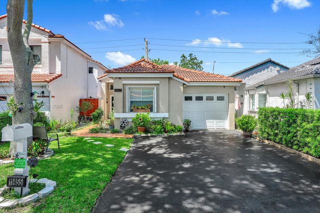 11455 SW 72nd Ter, Miami, FL 33173