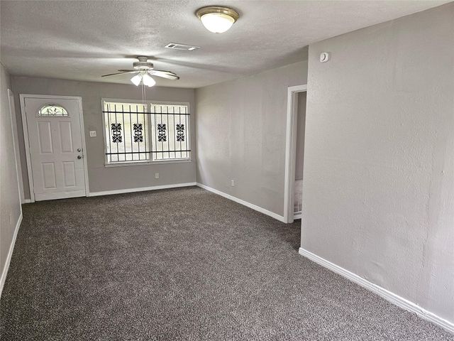 5902 Pershing Street, Houston, TX 77033