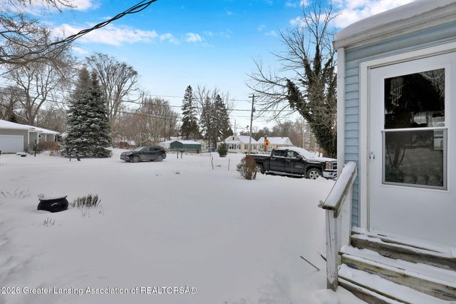 504 W Fairfield Avenue, Lansing, MI 48906