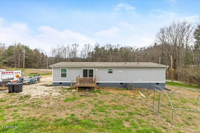 3306 U.S. 321, Hampton, TN 37658