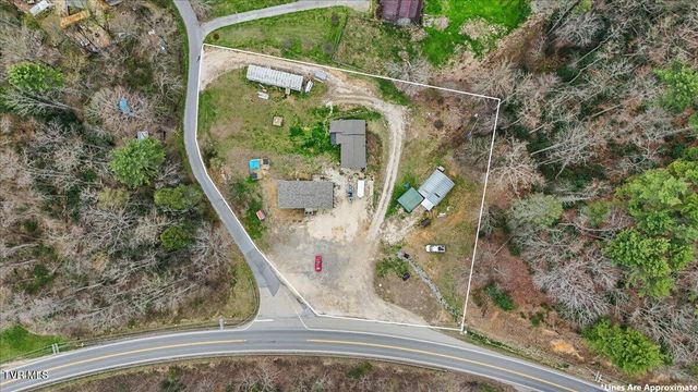 3306 U.S. 321, Hampton, TN 37658