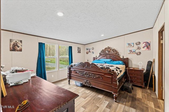 3306 U.S. 321, Hampton, TN 37658