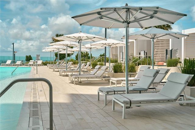 300 Biscayne Blvd Way 3104, Miami, FL 33131