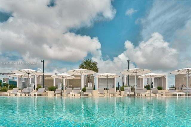 300 Biscayne Blvd Way 3104, Miami, FL 33131