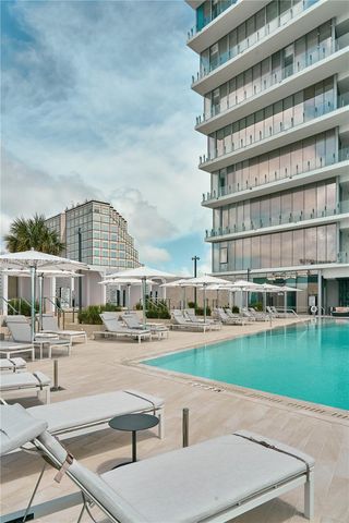 300 Biscayne Blvd Way 3104, Miami, FL 33131