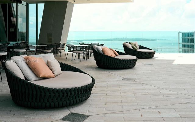 300 Biscayne Blvd Way 3104, Miami, FL 33131