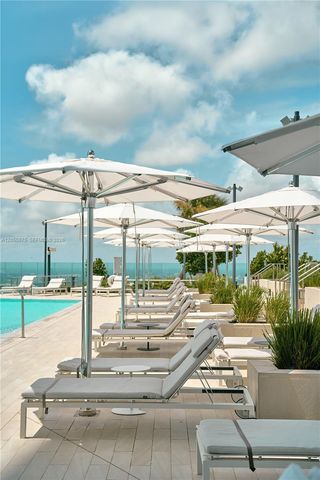 300 Biscayne Blvd Way 3104, Miami, FL 33131