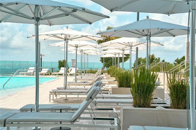 300 Biscayne Blvd Way 3104, Miami, FL 33131