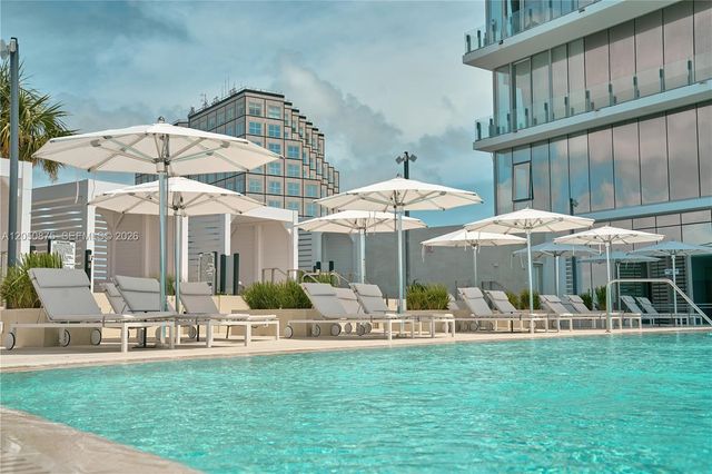 300 Biscayne Blvd Way 3104, Miami, FL 33131
