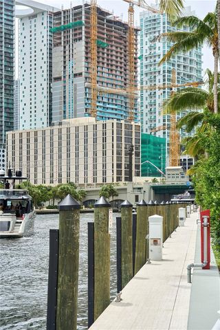300 Biscayne Blvd Way 3104, Miami, FL 33131