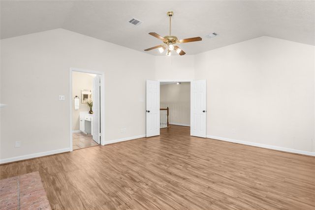 2212 Palm Lagoon Drive, League City, TX 77573