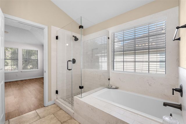 2212 Palm Lagoon Drive, League City, TX 77573