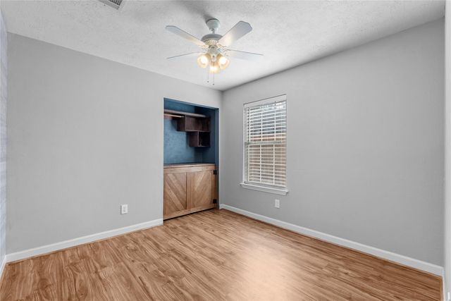 2212 Palm Lagoon Drive, League City, TX 77573