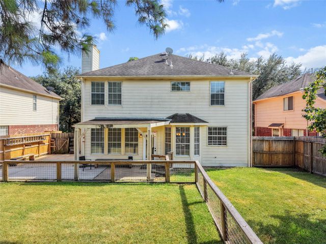 2212 Palm Lagoon Drive, League City, TX 77573