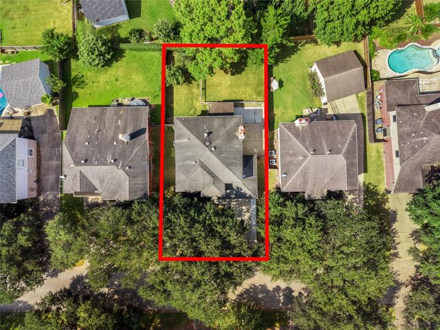 2212 Palm Lagoon Drive, League City, TX 77573