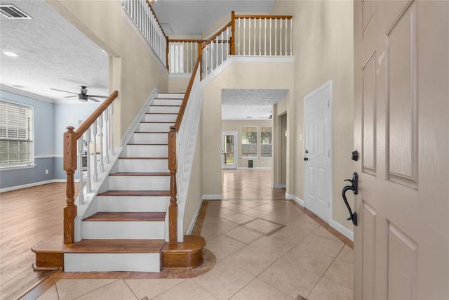 2212 Palm Lagoon Drive, League City, TX 77573