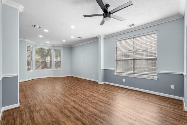2212 Palm Lagoon Drive, League City, TX 77573