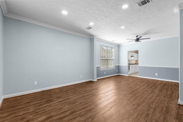 2212 Palm Lagoon Drive, League City, TX 77573