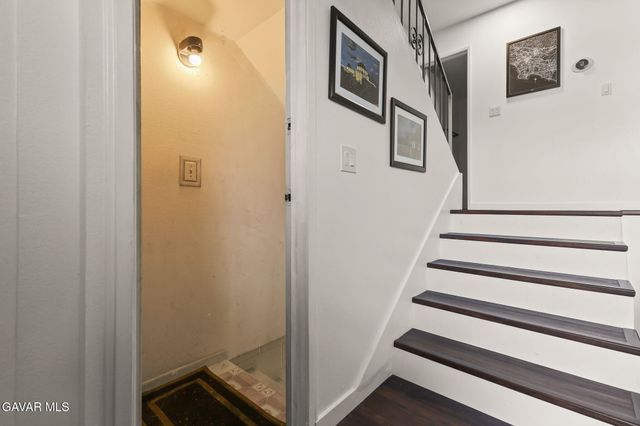 13243 Vanowen Street 2, North Hollywood, CA 91605