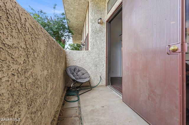 13243 Vanowen Street 2, North Hollywood, CA 91605