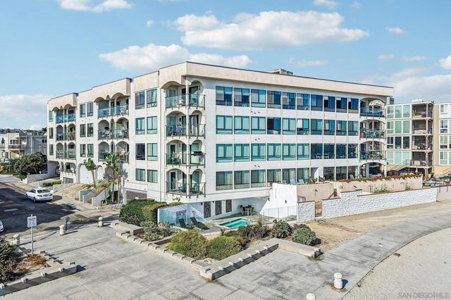 4007 Everts St 1D, San Diego, CA 92109