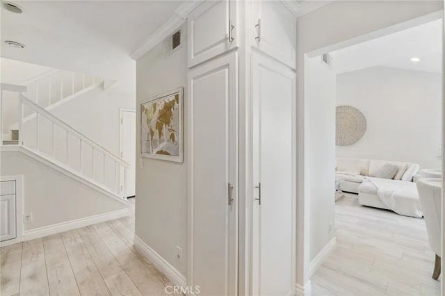 8 Clover Hill Lane 120, Laguna Hills, CA 92653