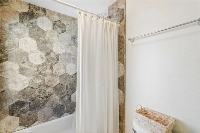 8 Clover Hill Lane 120, Laguna Hills, CA 92653