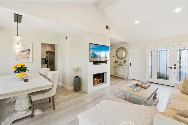 8 Clover Hill Lane 120, Laguna Hills, CA 92653