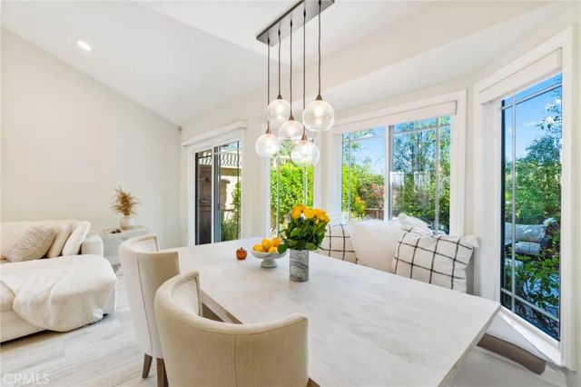 8 Clover Hill Lane 120, Laguna Hills, CA 92653