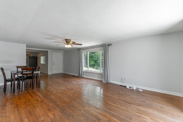 6582 Fairview Road, Hixson, TN 37343