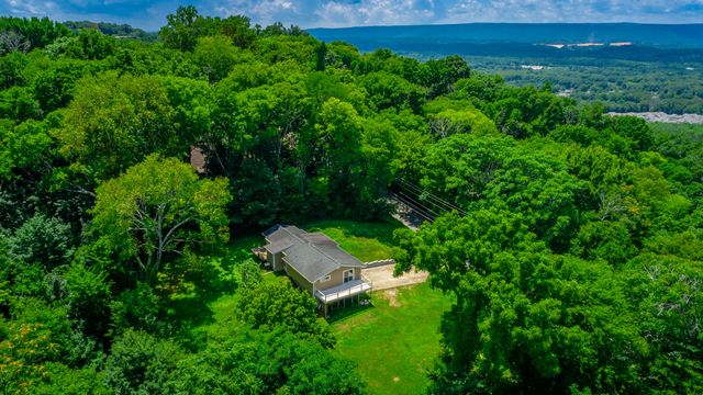 6582 Fairview Road, Hixson, TN 37343