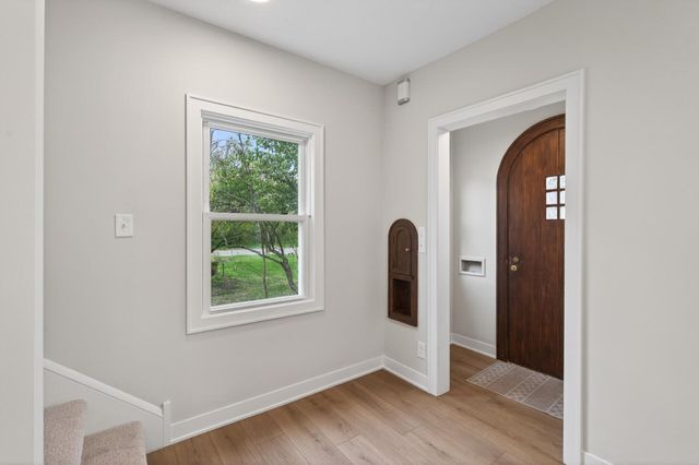 2708 Chowen Avenue S, Minneapolis, MN 55416