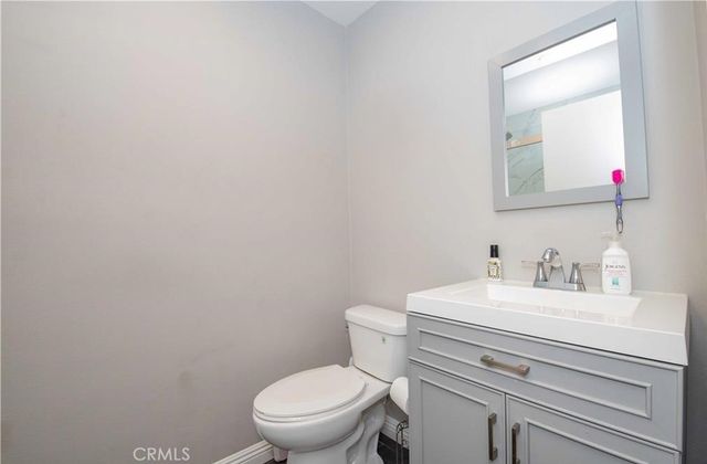 8338 Woodley Place 22, North Hills, CA 91343
