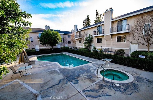 8338 Woodley Place 22, North Hills, CA 91343