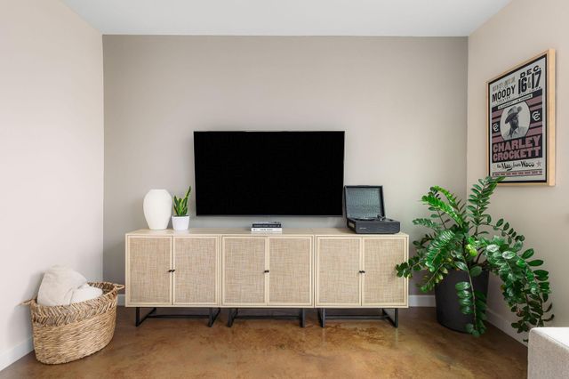 4602 Alf Ave B, Austin, TX 78721