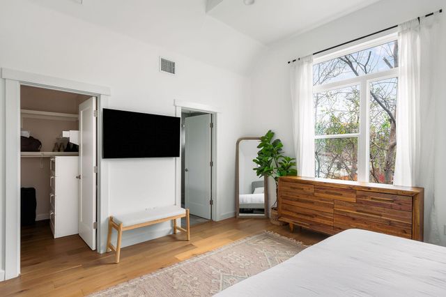 4602 Alf Ave B, Austin, TX 78721