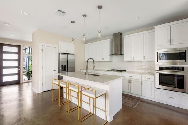 4602 Alf Ave B, Austin, TX 78721