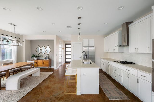 4602 Alf Ave B, Austin, TX 78721